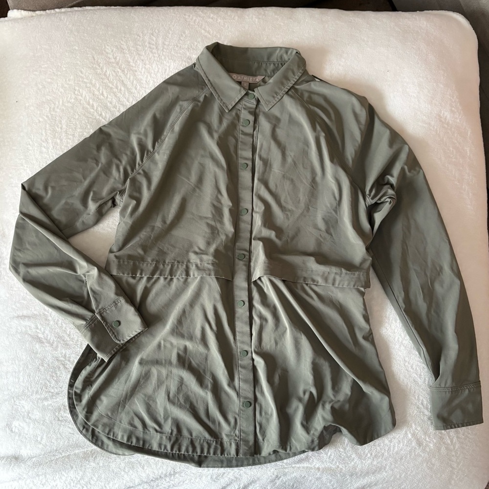 Athleta Womens Northstar Shirt, Olive Green, Featherweight Stretch, S - Picture 3 of 6